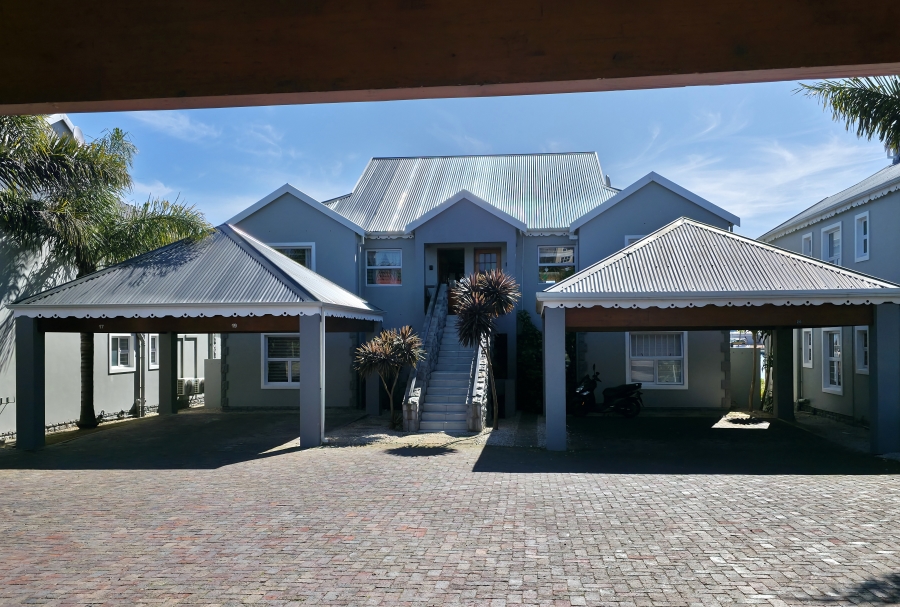3 Bedroom Property for Sale in Marina Martinique Eastern Cape
